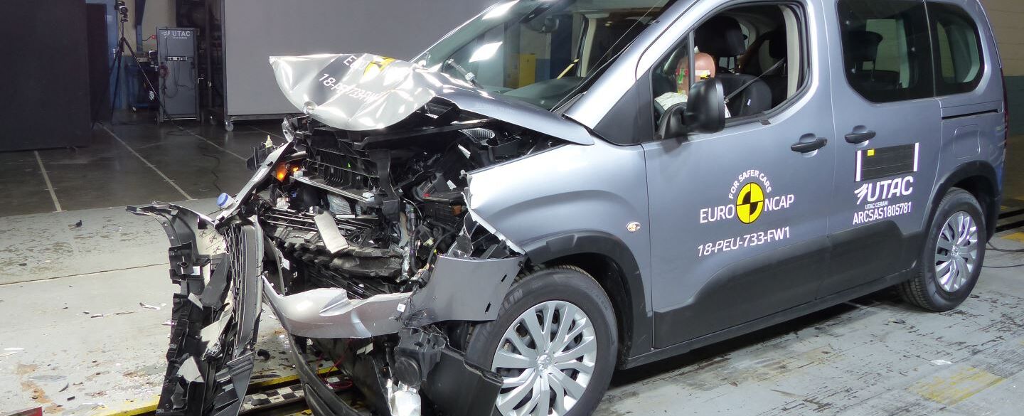 Crashtest - Opel - 2018-10