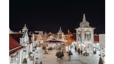 McArthurGlen Designer Outlets © @fiftypairsofshoes.com